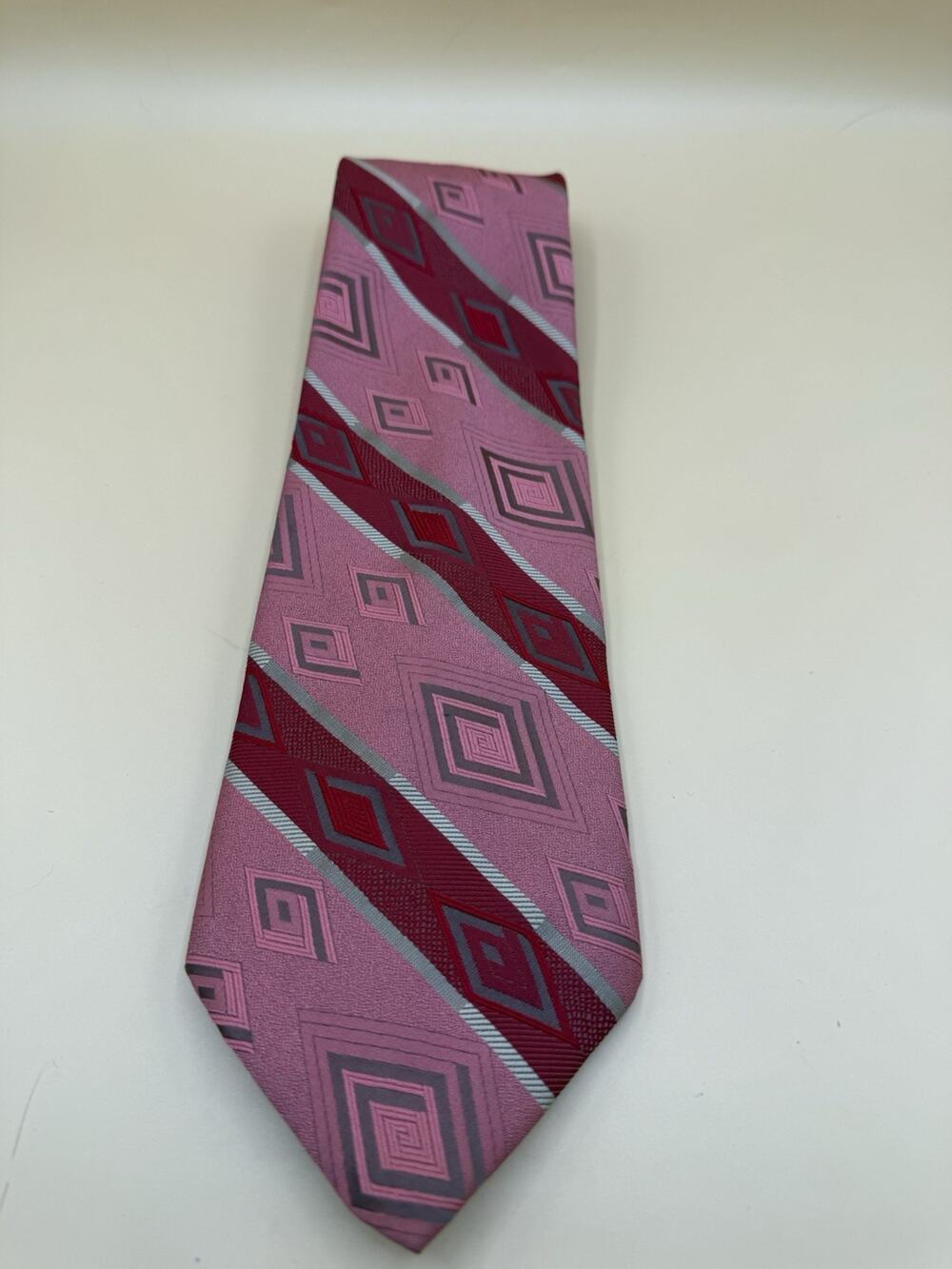 Vintage Wembley Wemlon Tie Pink Burgundy Gray Geometric Diamond Necktie
